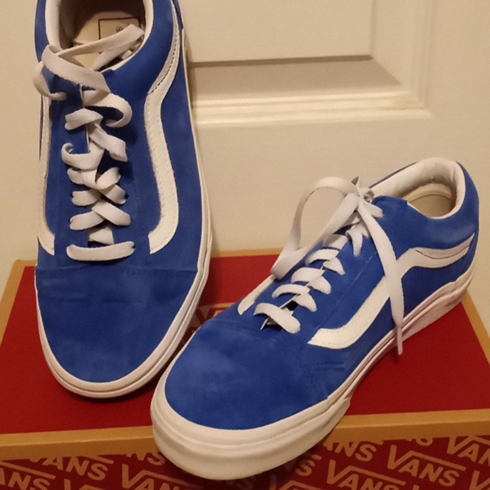 Blue suede women's size 7.5 Van's. Mens 6.